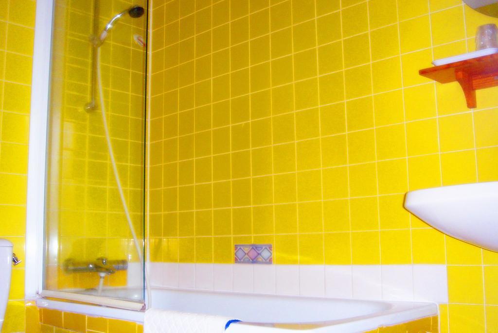 Motel Des Bruyeres Lamotte-Beuvron Room photo